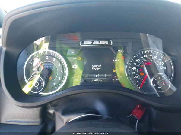 2025 RAM 1500 BIG HORN  4X2 5'7 BOX