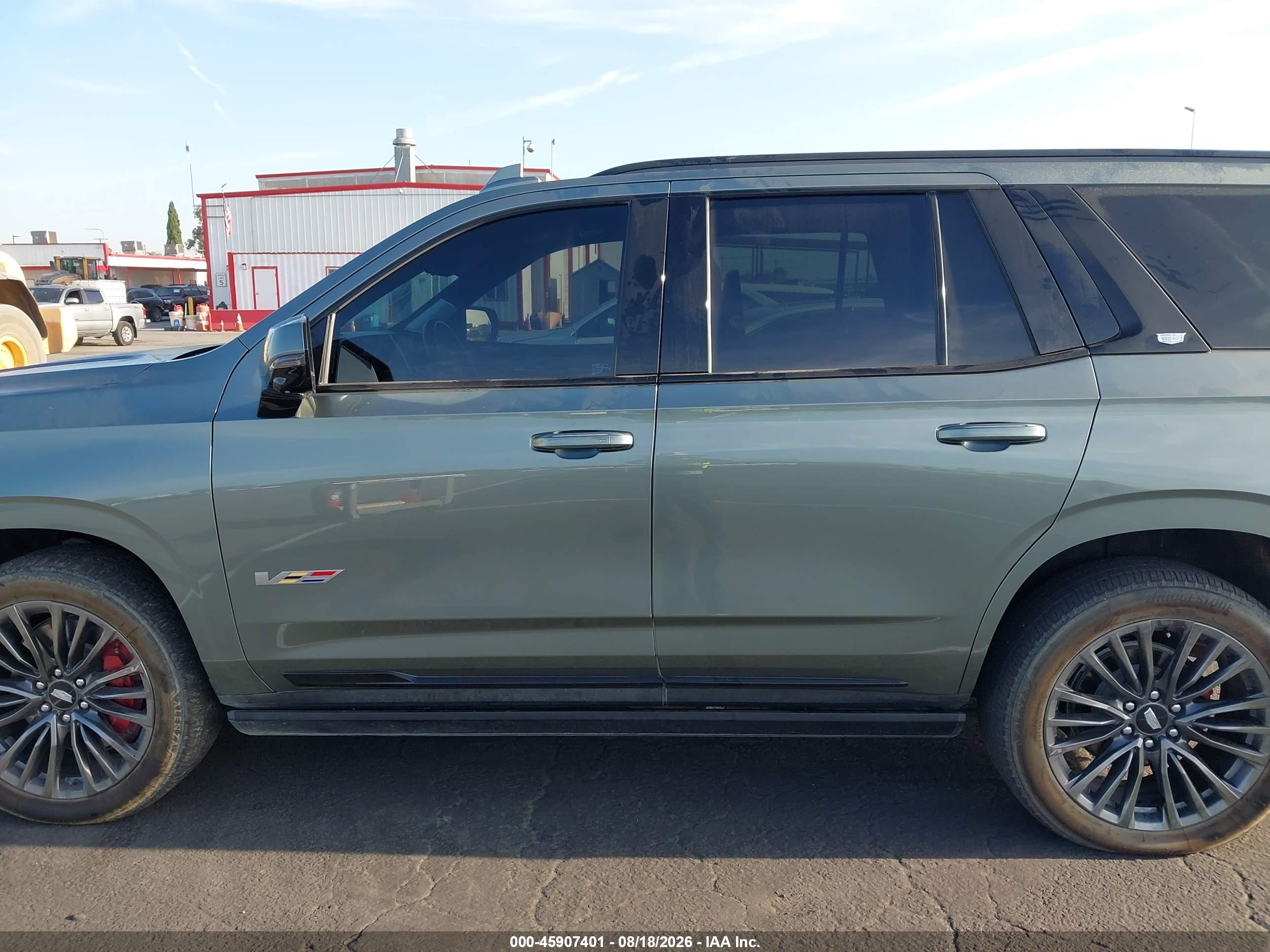 2024 CADILLAC ESCALADE 4WD V-SERIES