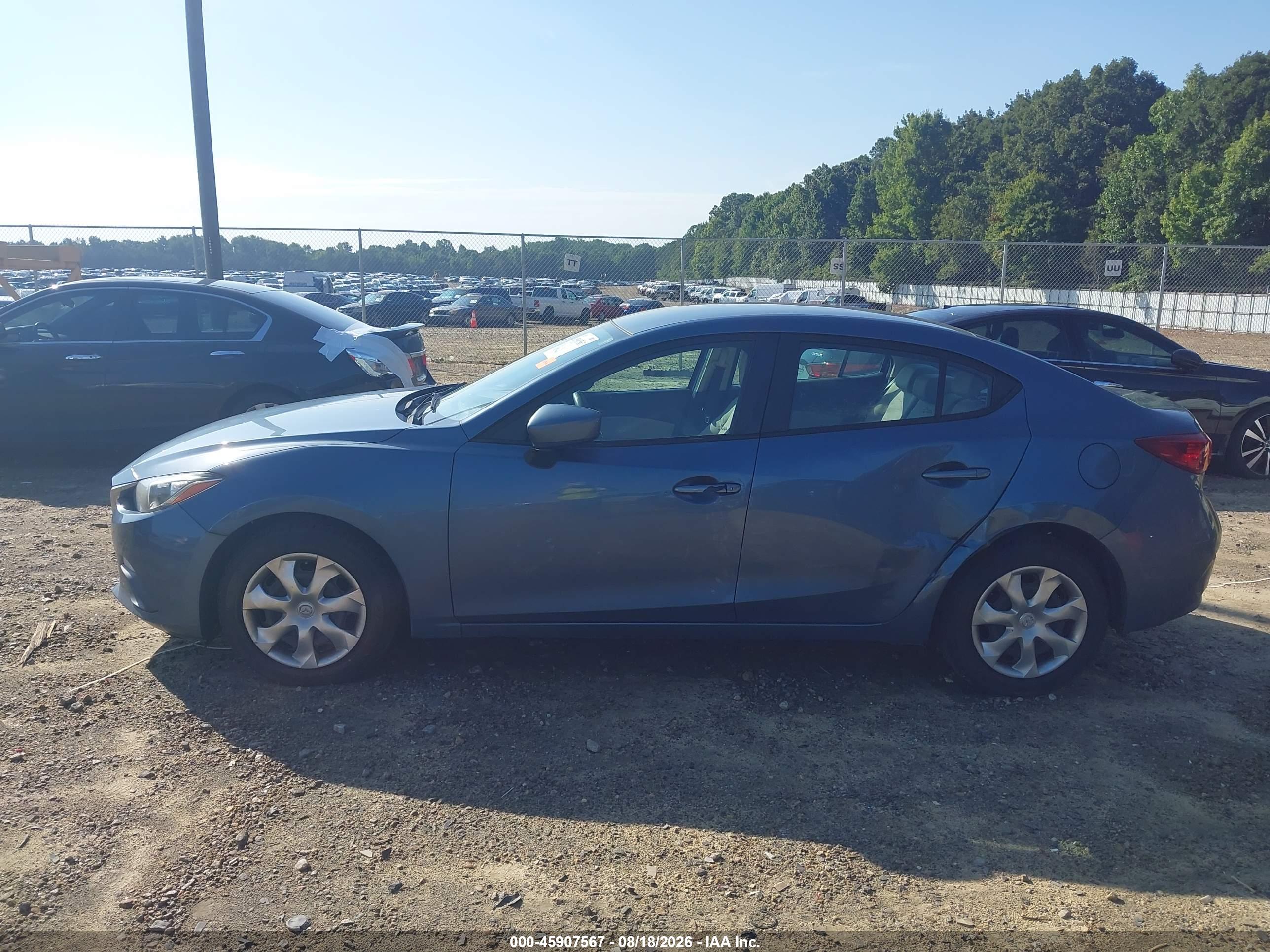 2016 MAZDA MAZDA3 I SPORT