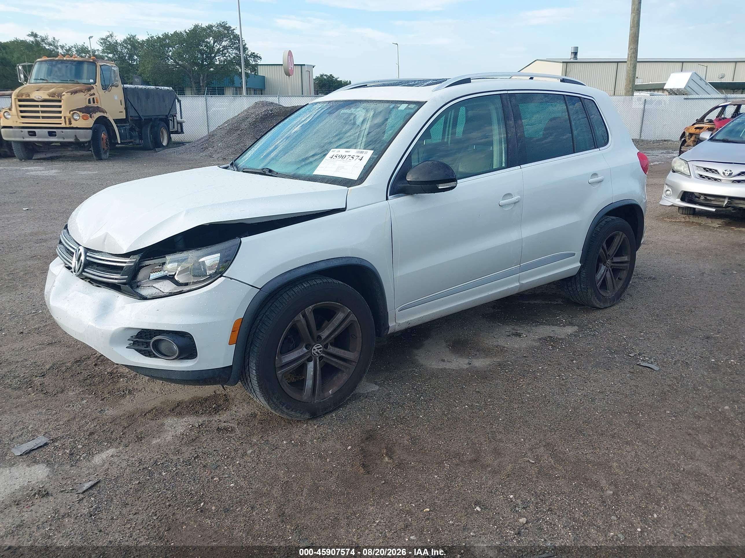 2017 VOLKSWAGEN TIGUAN 2.0T SPORT — I2