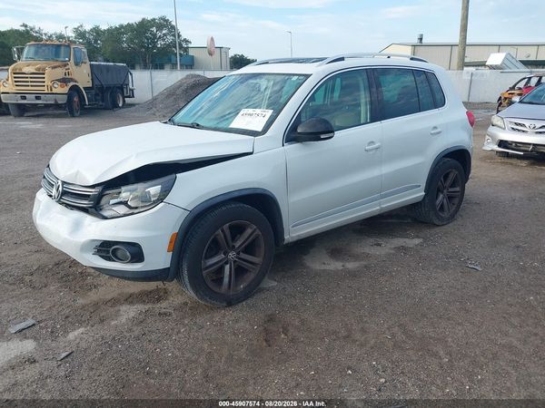 2017 VOLKSWAGEN TIGUAN — I2