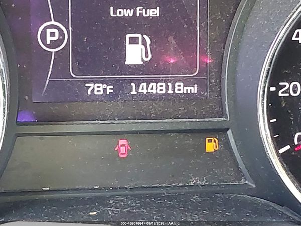 2017 KIA SEDONA LX