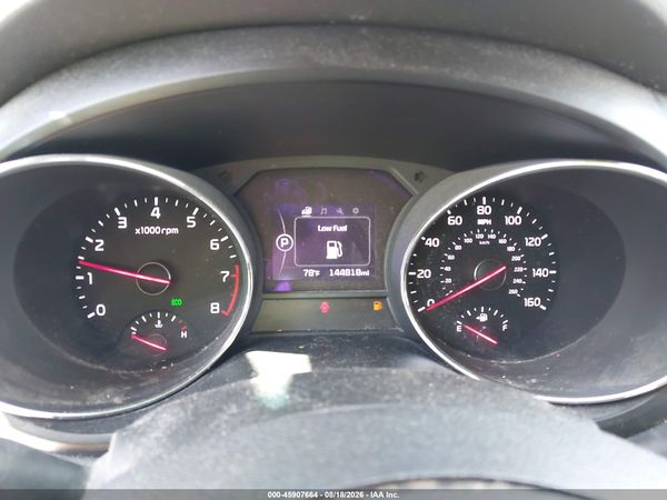 2017 KIA SEDONA LX