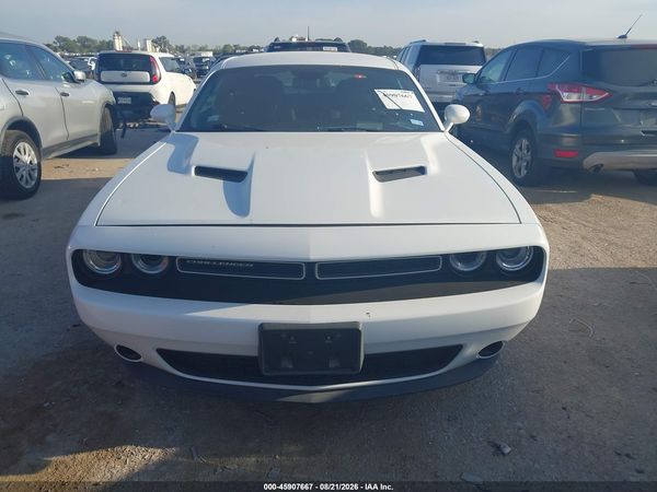 2017 DODGE CHALLENGER SXT