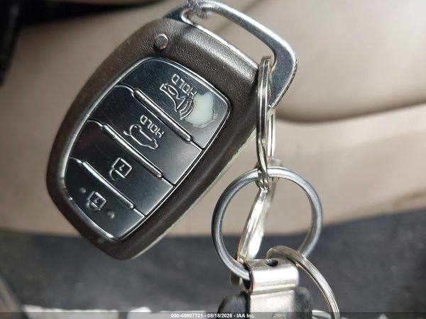 2017 HYUNDAI TUCSON SE PLUS