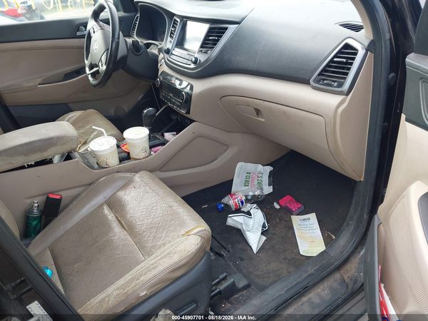 2017 HYUNDAI TUCSON SE PLUS