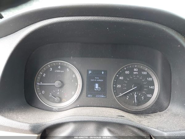 2017 HYUNDAI TUCSON SE PLUS