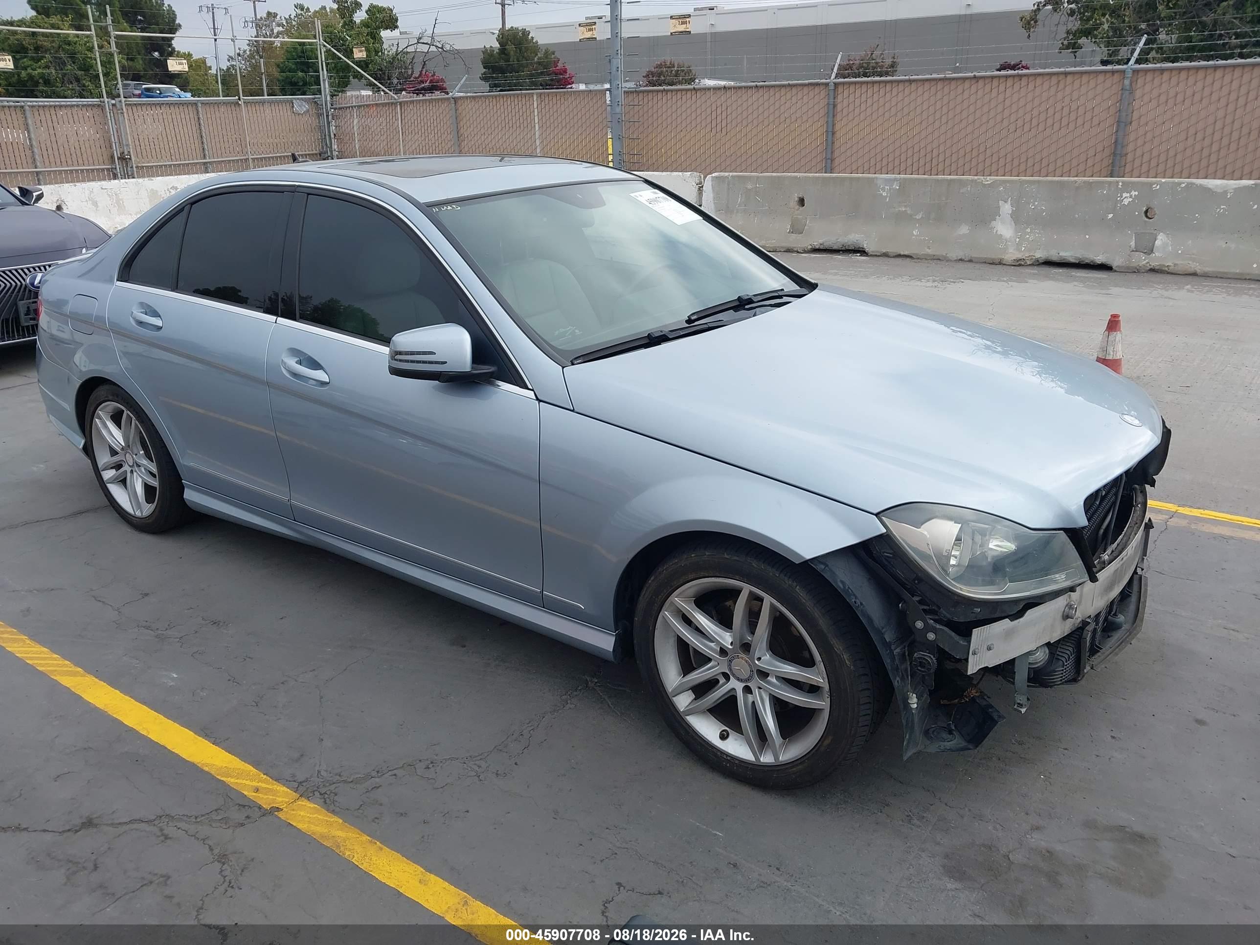 2013 MERCEDES-BENZ C 250 SPORT