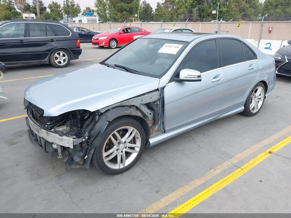 2013 MERCEDES-BENZ C 250 SPORT