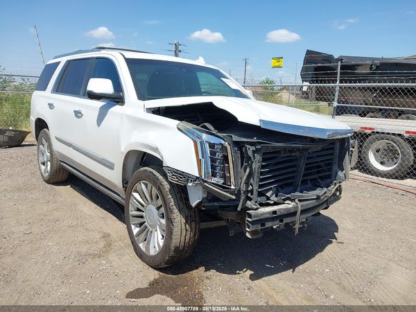 2016 CADILLAC ESCALADE PLATINUM