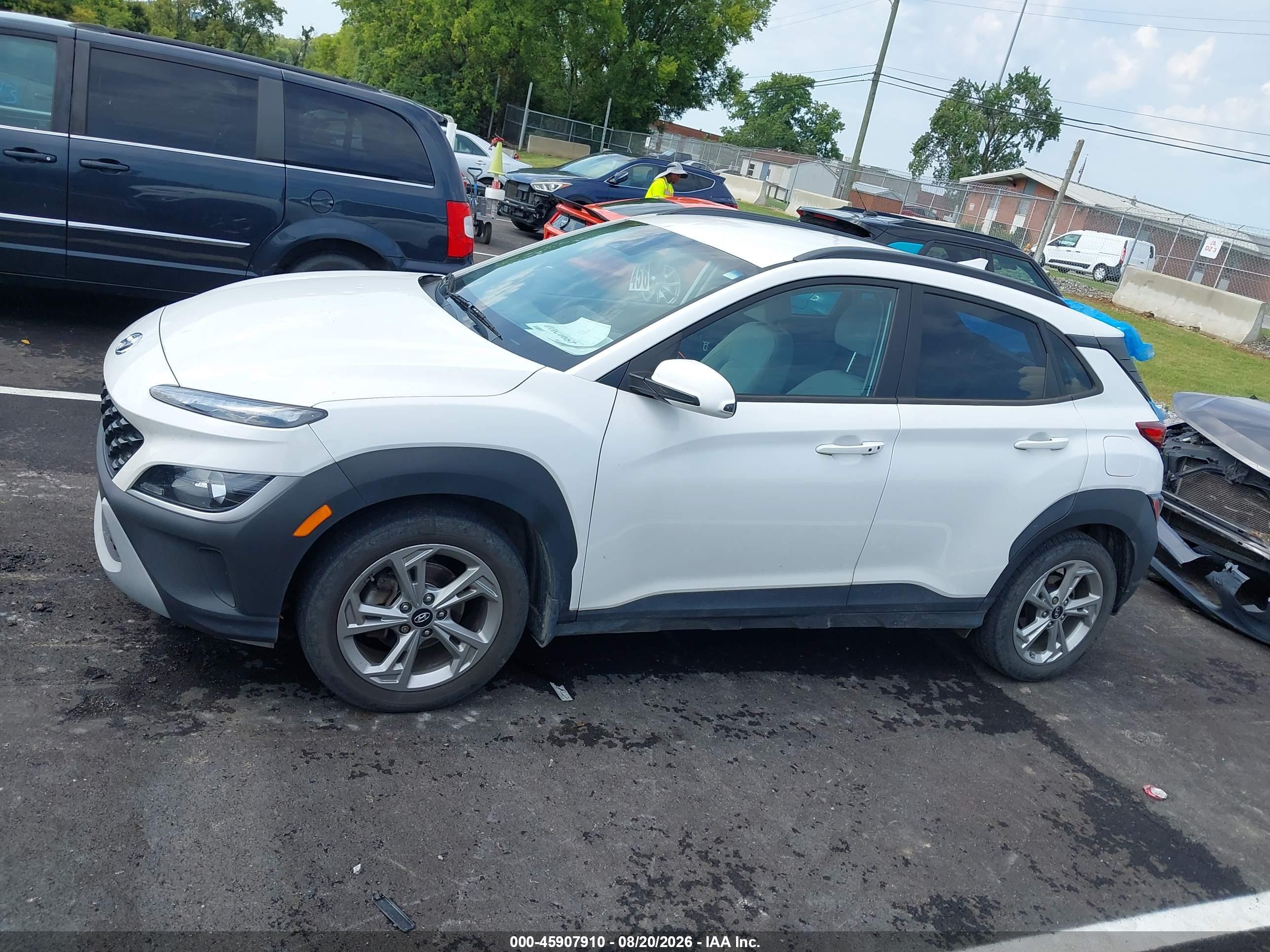 2022 HYUNDAI KONA SEL