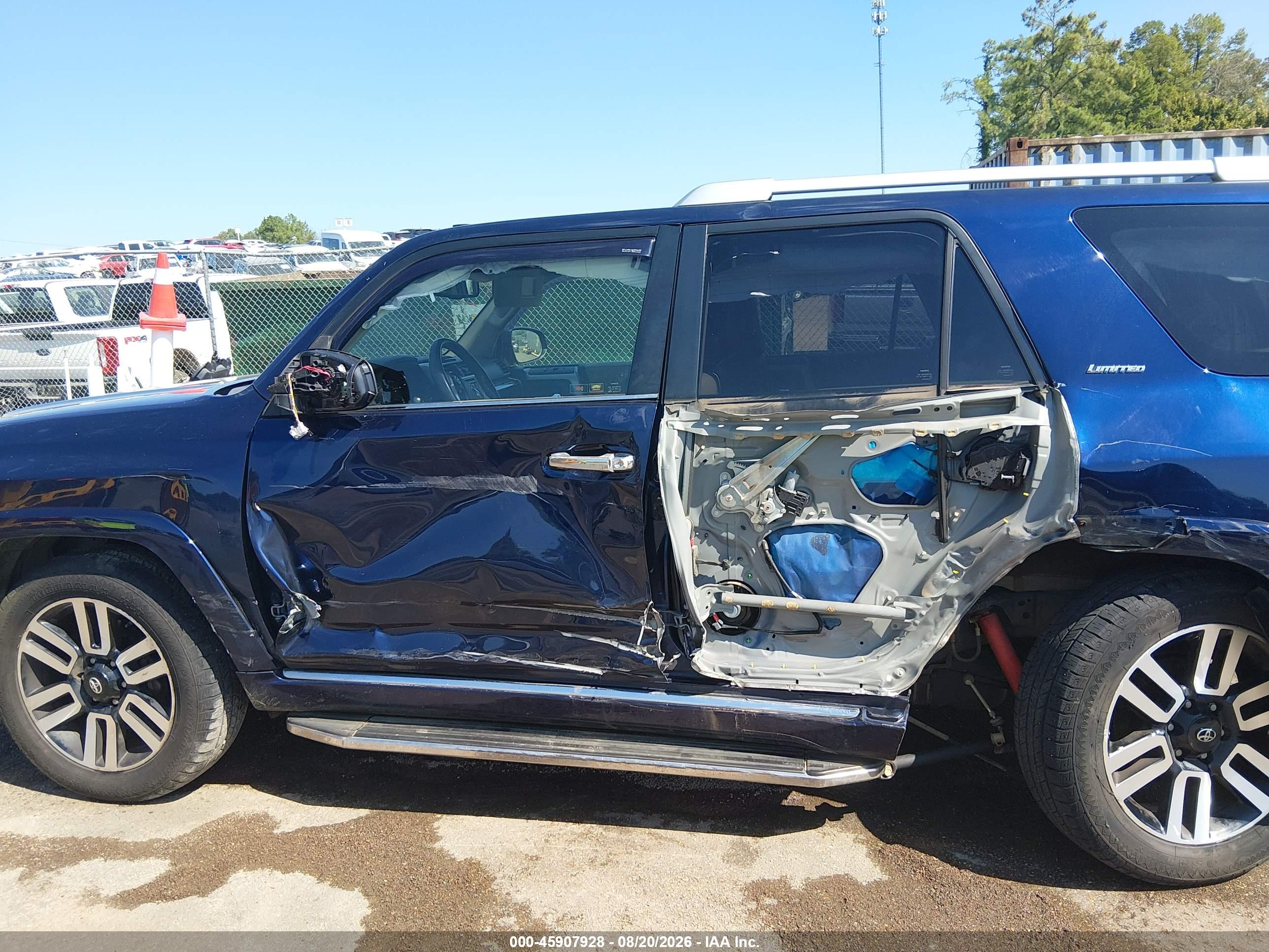 2016 TOYOTA 4RUNNER LIMITED