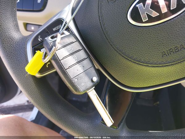 2019 KIA SORENTO 2.4L LX
