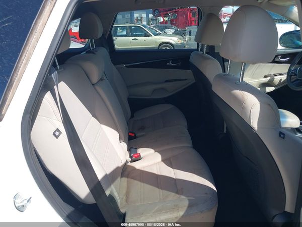 2019 KIA SORENTO 2.4L LX
