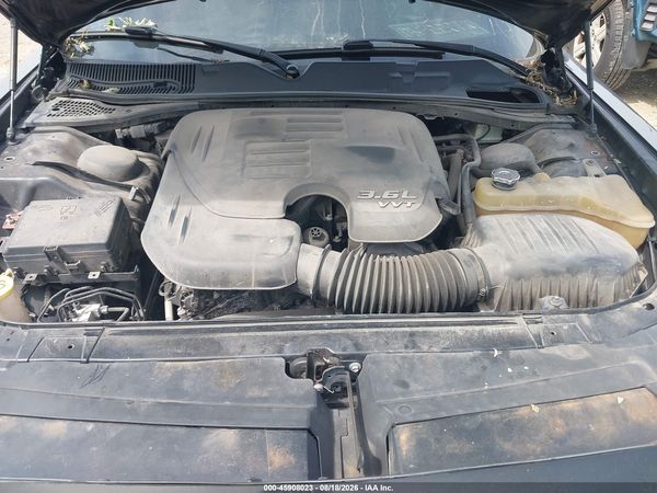 2016 DODGE CHALLENGER SXT