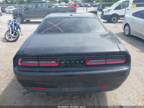 2016 DODGE CHALLENGER SXT