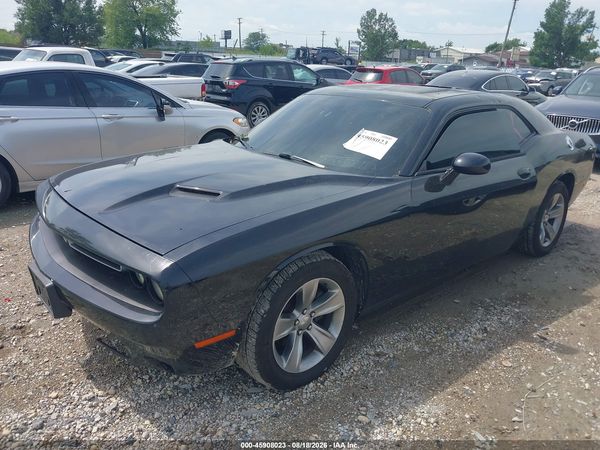 2016 DODGE CHALLENGER SXT