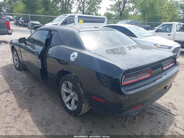 2016 DODGE CHALLENGER SXT