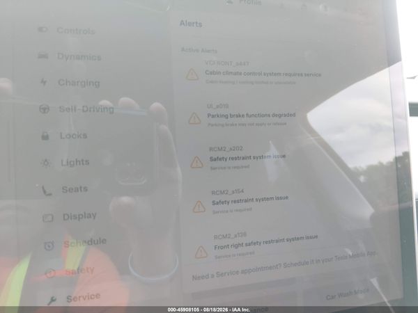 2024 TESLA MODEL Y