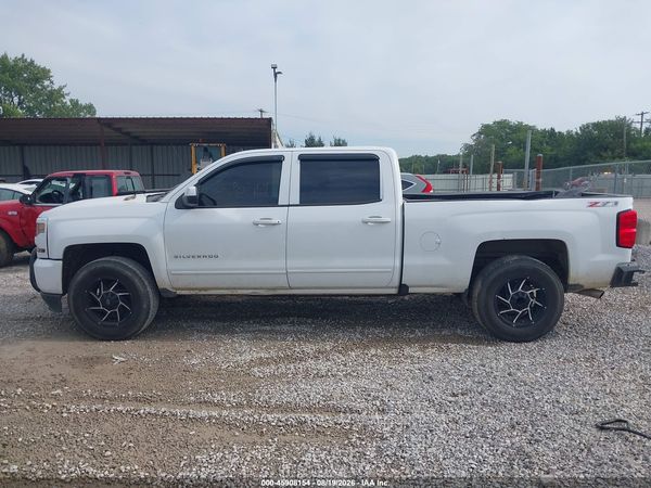 2017 CHEVROLET SILVERADO 1500 LT — I117