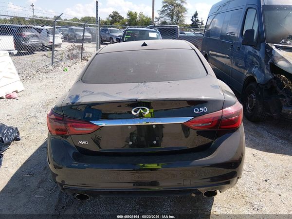 2022 INFINITI Q50 LUXE AWD