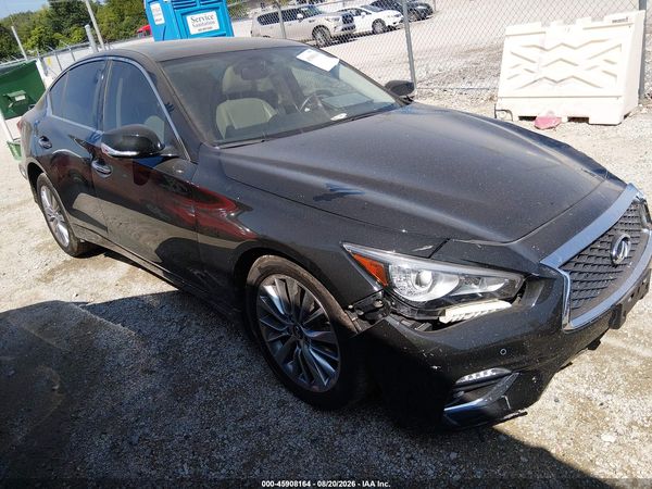 2022 INFINITI Q50 LUXE AWD