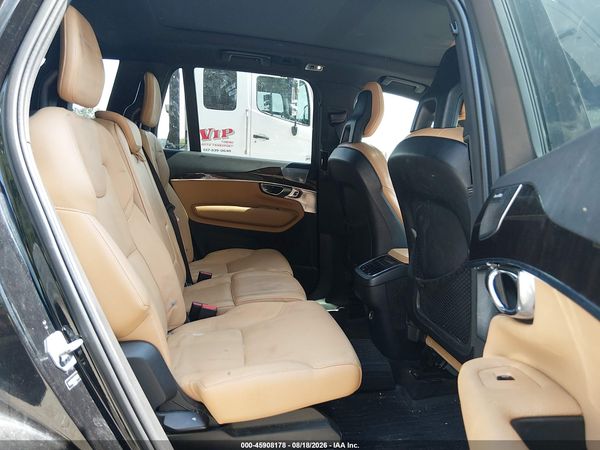 2016 VOLVO XC90 T6 MOMENTUM