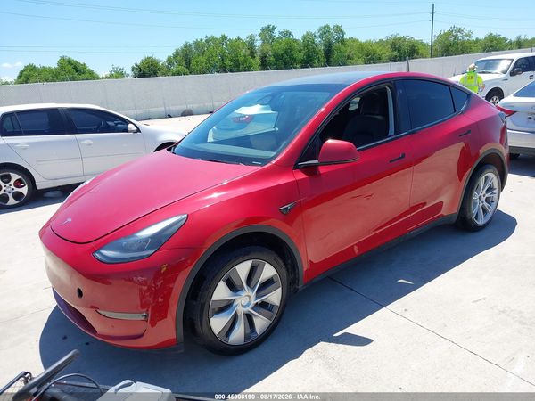 2024 TESLA MODEL Y