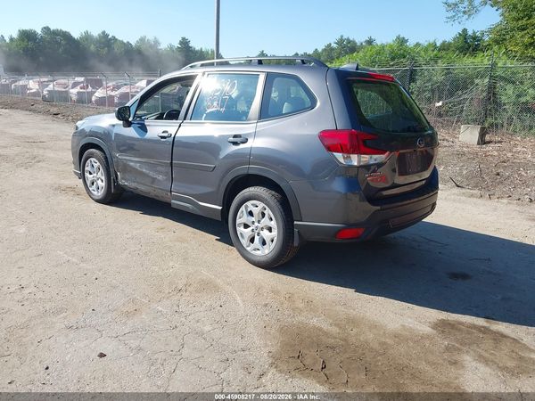 2022 SUBARU FORESTER Base Plus — I3