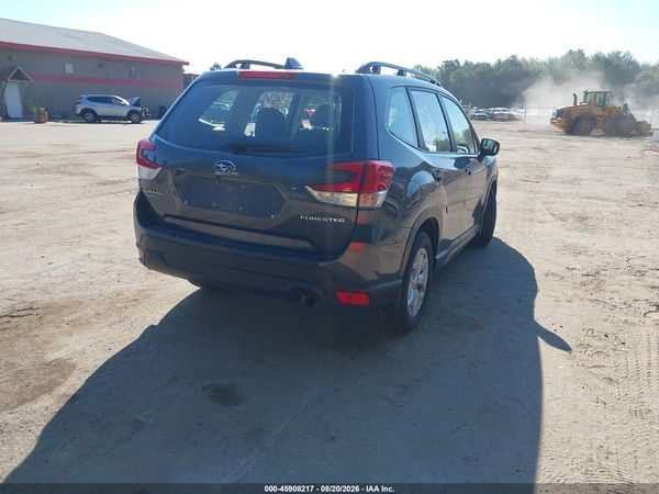2022 SUBARU FORESTER Base Plus — I4