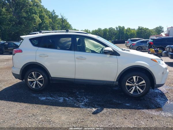 2016 TOYOTA RAV4 XLE