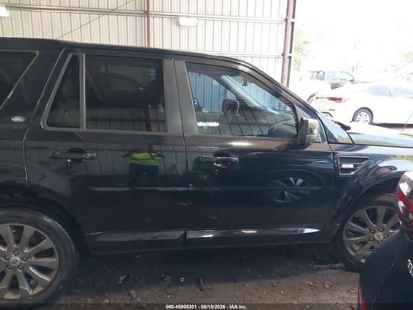 2014 LAND ROVER LR2 HSE LUX