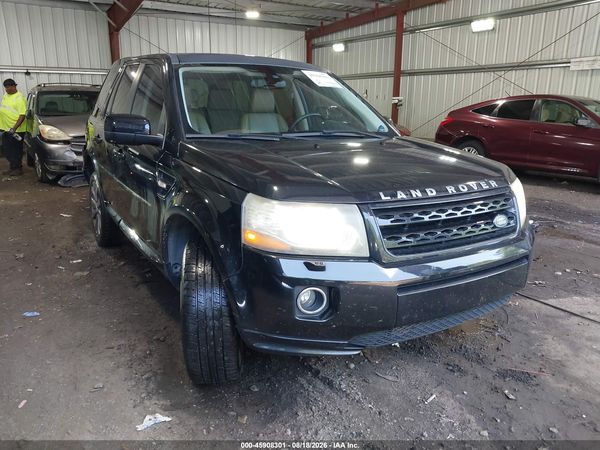 2014 LAND ROVER LR2 HSE LUX