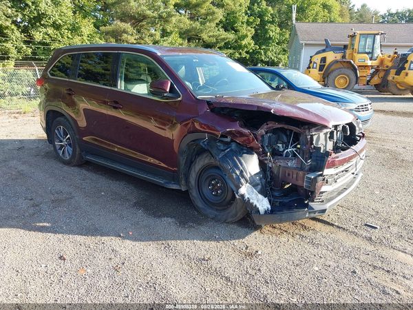 2019 TOYOTA HIGHLANDER XLE