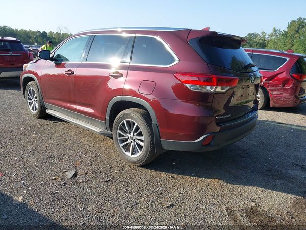 2019 TOYOTA HIGHLANDER XLE