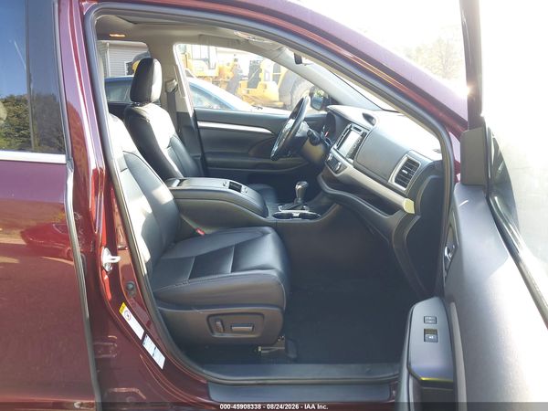 2019 TOYOTA HIGHLANDER XLE