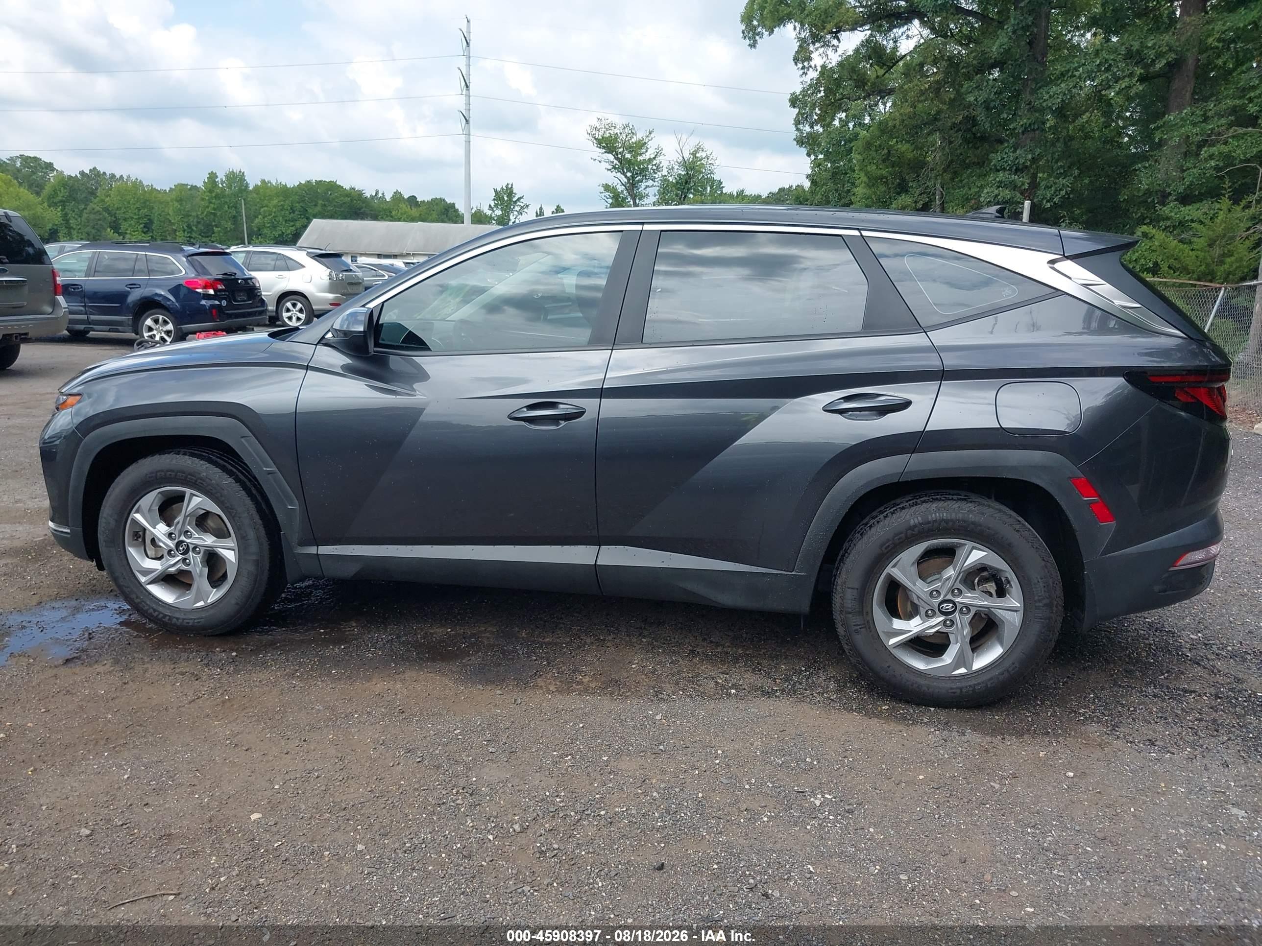 2023 HYUNDAI TUCSON SE