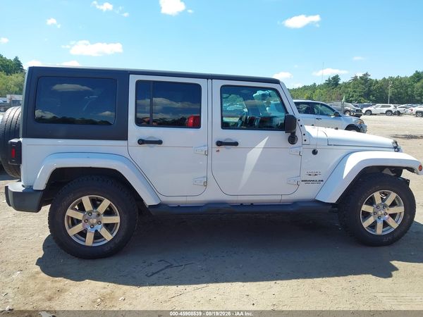 2017 JEEP WRANGLER UNLIMITED SAHARA 4X4