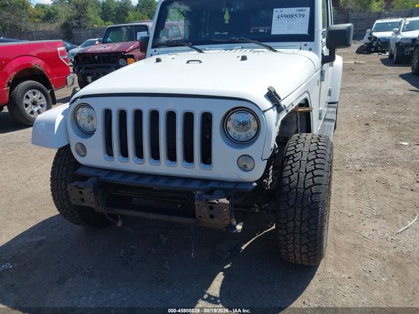 2017 JEEP WRANGLER UNLIMITED SAHARA 4X4