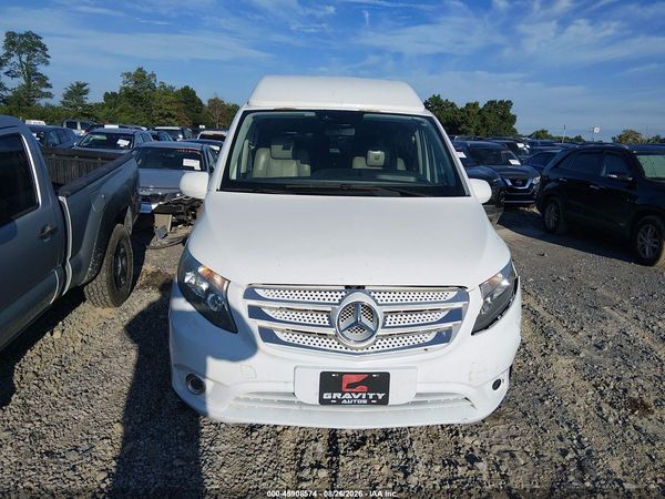 2016 MERCEDES-BENZ METRIS