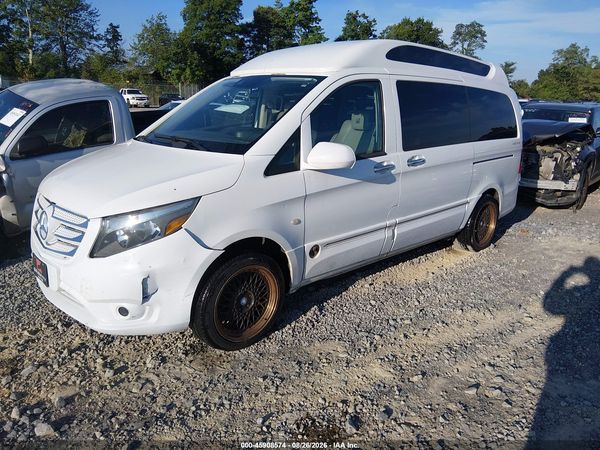 2016 MERCEDES-BENZ METRIS