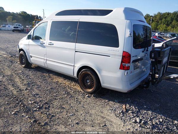 2016 MERCEDES-BENZ METRIS