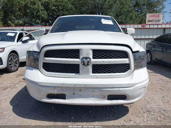 2017 RAM 1500 SLT  4X2 6'4 BOX