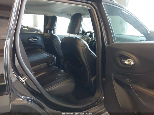 2019 JEEP CHEROKEE TRAILHAWK 4X4
