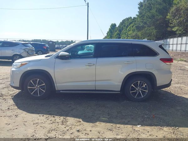 2018 TOYOTA HIGHLANDER XLE