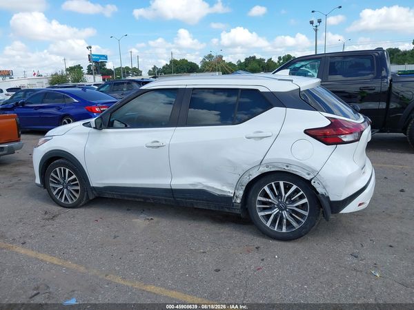 2022 NISSAN KICKS SV XTRONIC CVT