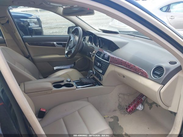 2013 MERCEDES-BENZ C 300 SPORT 4MATIC