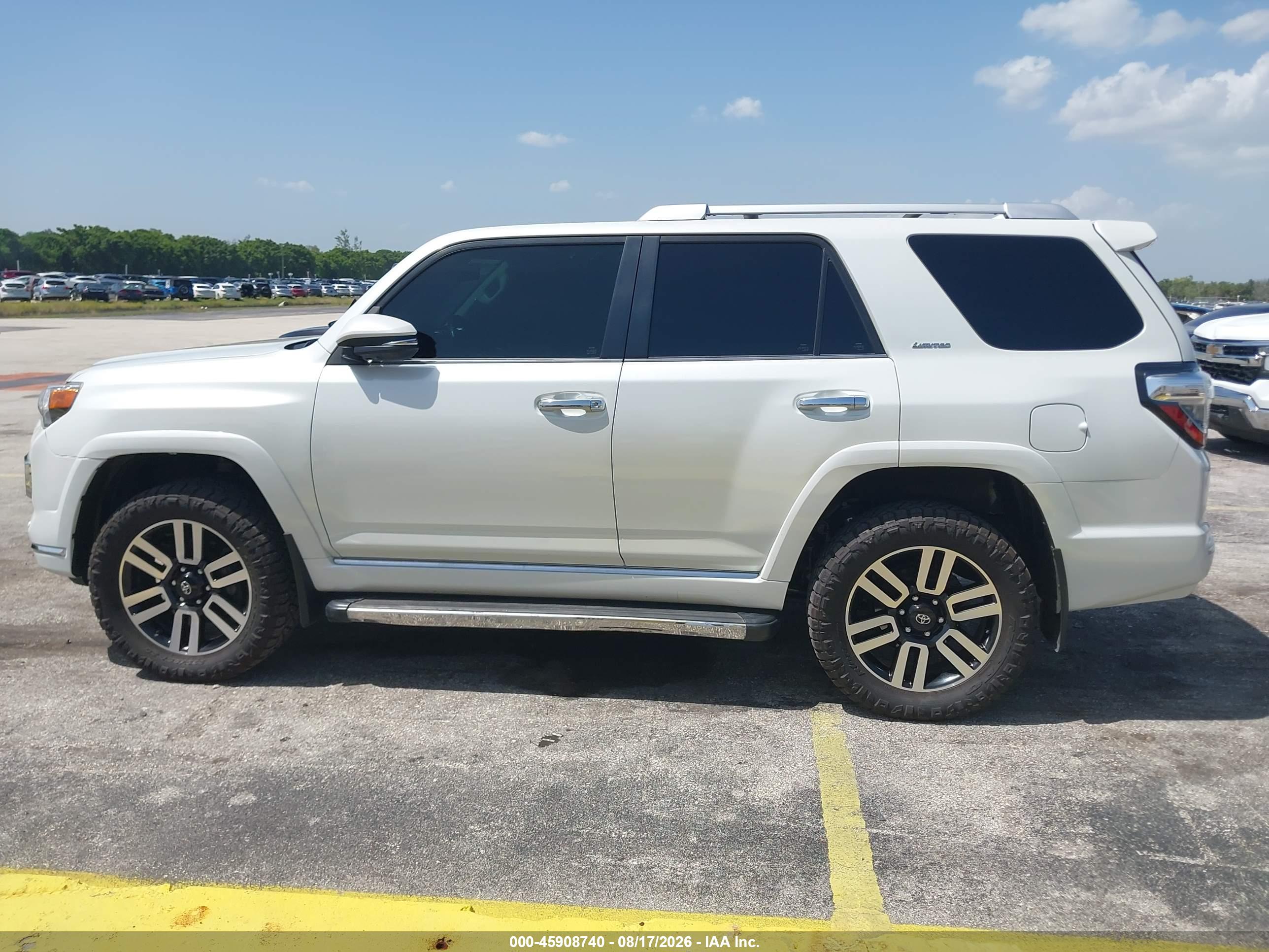 2024 TOYOTA 4RUNNER LIMITED