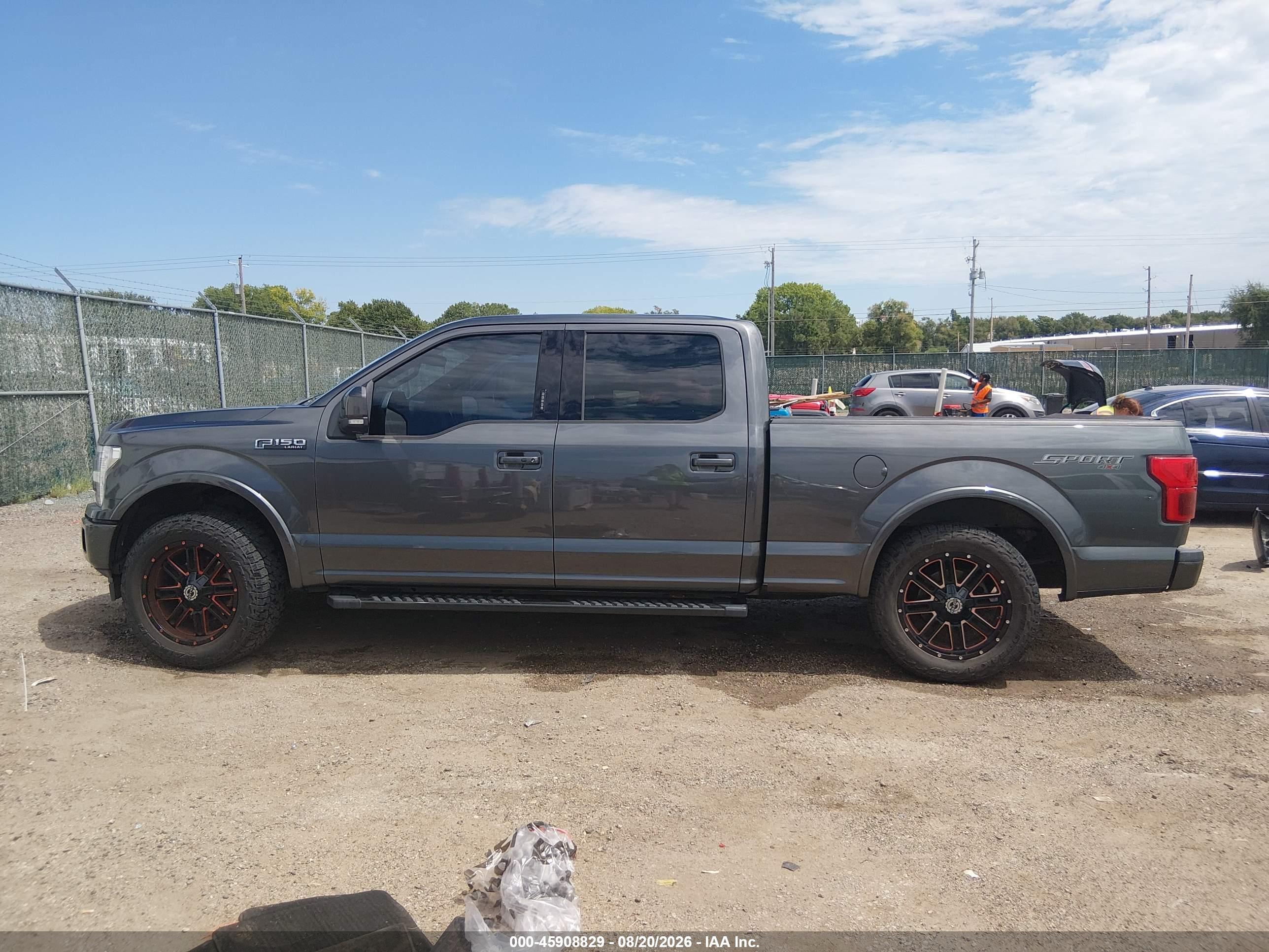 2019 FORD F-150 LARIAT