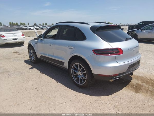 2018 PORSCHE MACAN